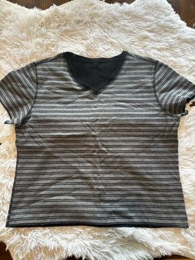 Striped Fitted Tee Black Gray Short Sleeve Casual Stretch Top Approx M